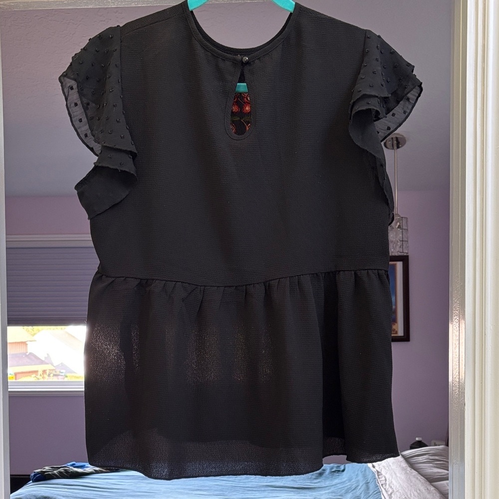 SHEIN Black Floral Embroidered Blouse - Picture 2 of 5